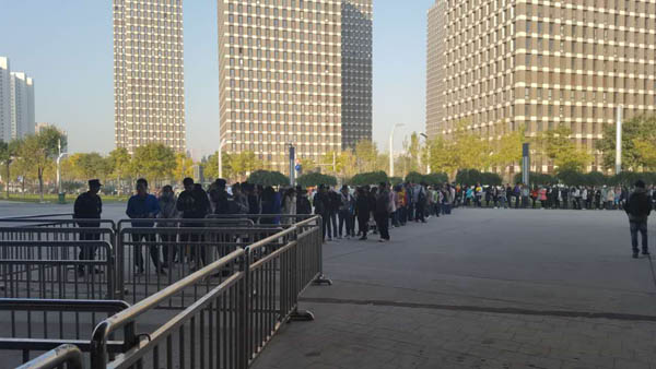 ú̿�������İ���